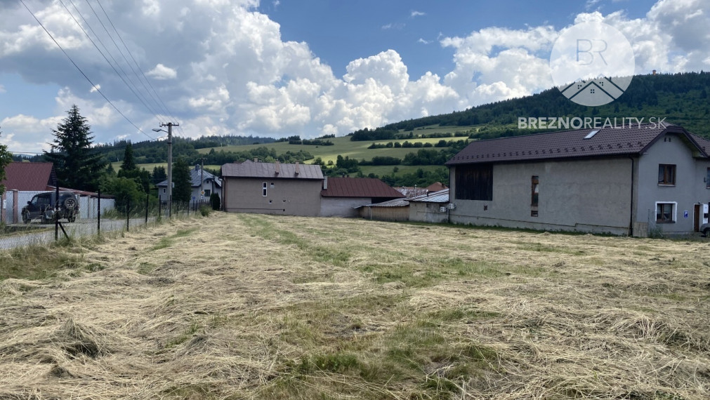REZERVOVANÉ - Pozemok na predaj - Polomka