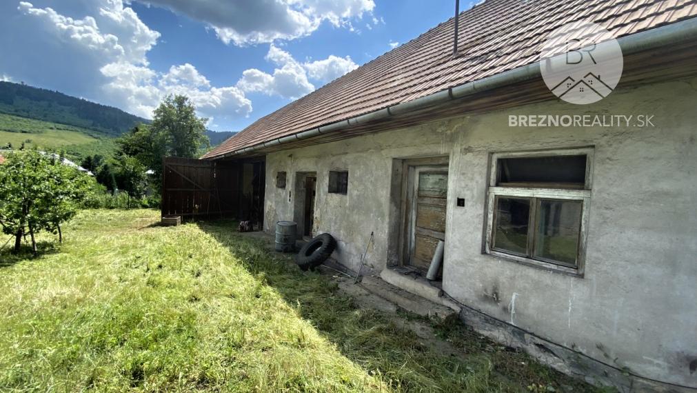 Pozemok s hospodárskou budovou - Polomka