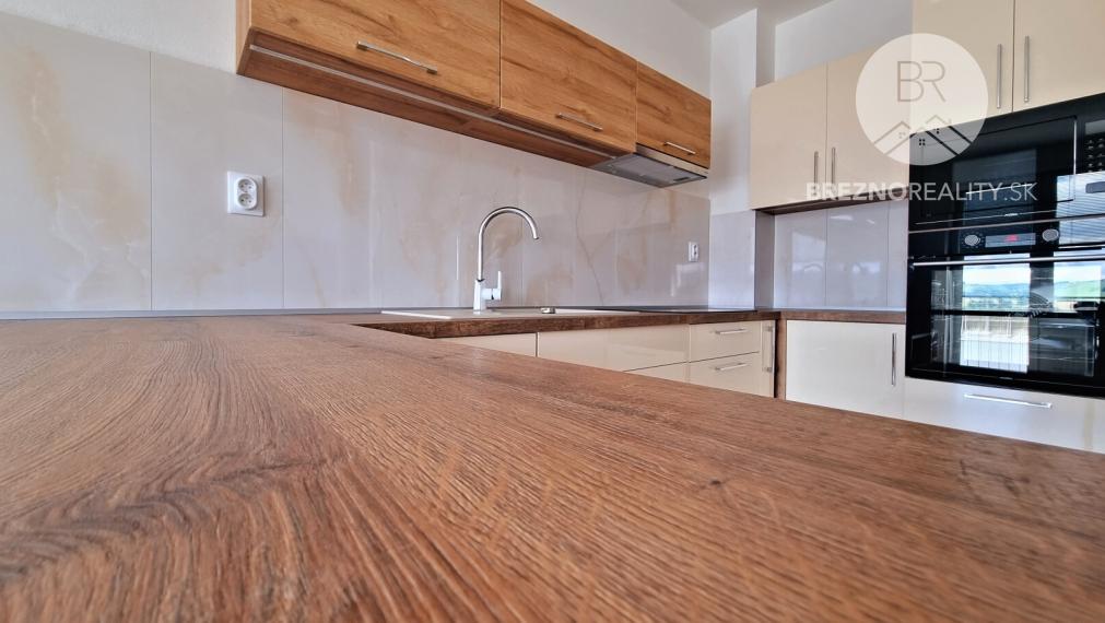 Kompletne zariadený 1i byt na prenájom - novostavba Kasárne - Brezno