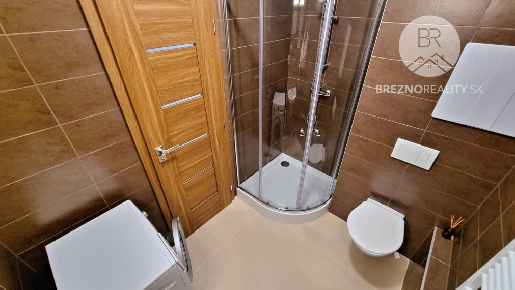 Kompletne zariadený 1i byt na prenájom - novostavba Kasárne - Brezno