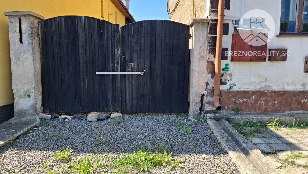 Dom na predaj - ZNÍŽENÁ CENA - Polomka