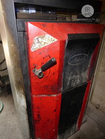 Rodinný dom na predaj - Predné Halny - Brezno