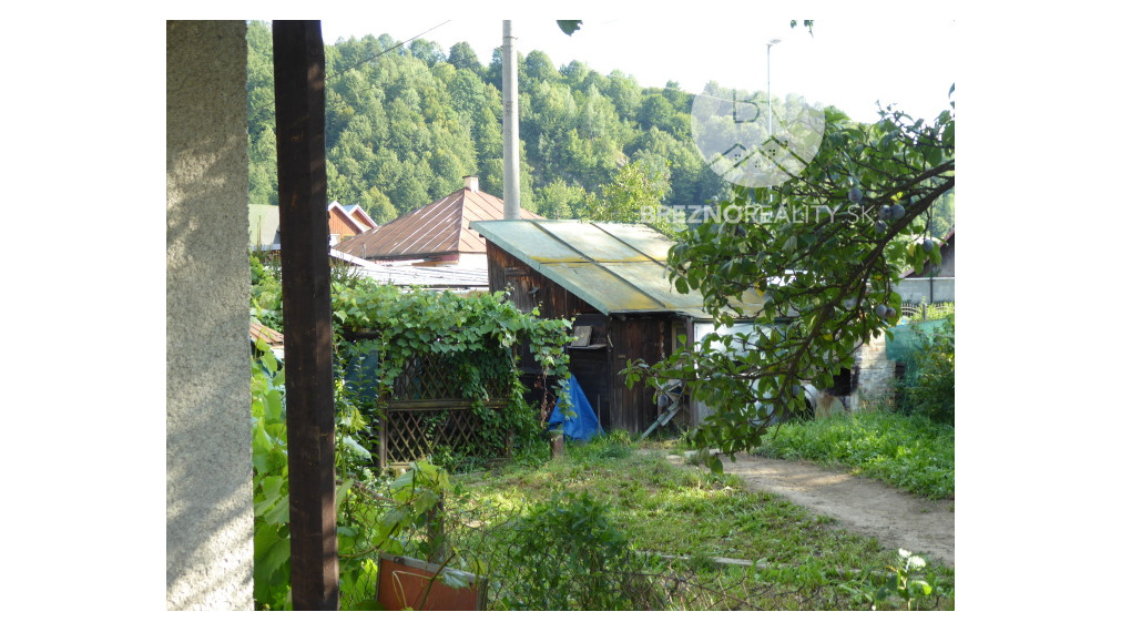 Rodinný dom na predaj - Predné Halny - Brezno