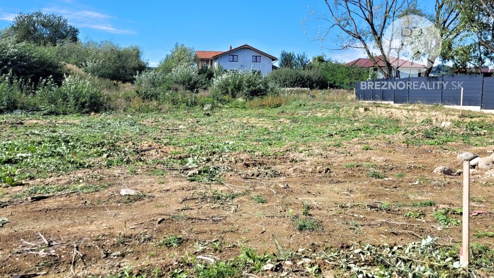 Stavebný pozemok na predaj  - Brezno - Mazorník
