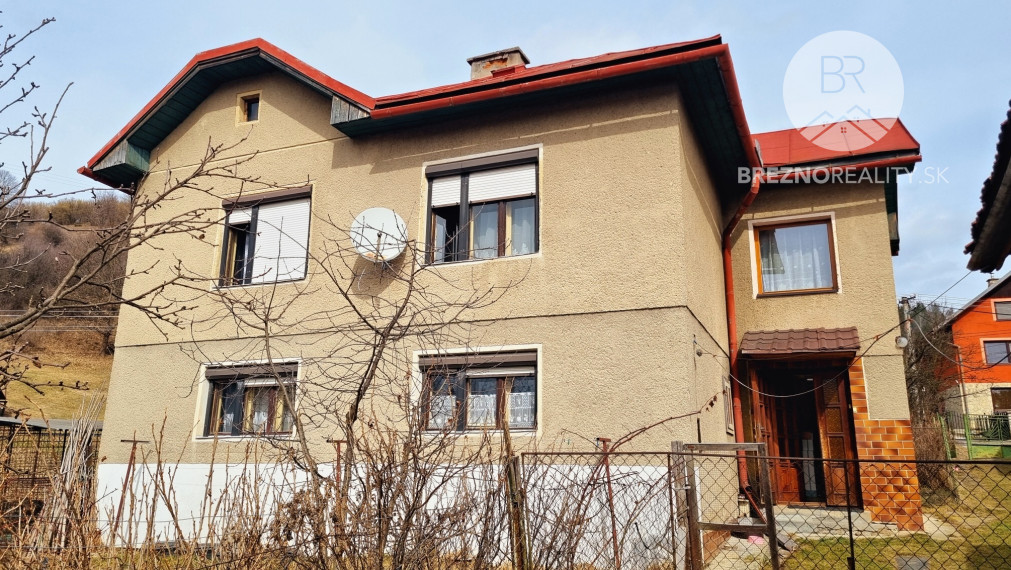 REZERVOVANÝ!!!  Rodinný dom na predaj - Čierny Balog