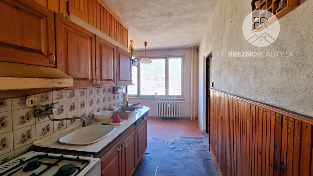 PREDANÉ - Na predaj 3-izbový byt - Brezno