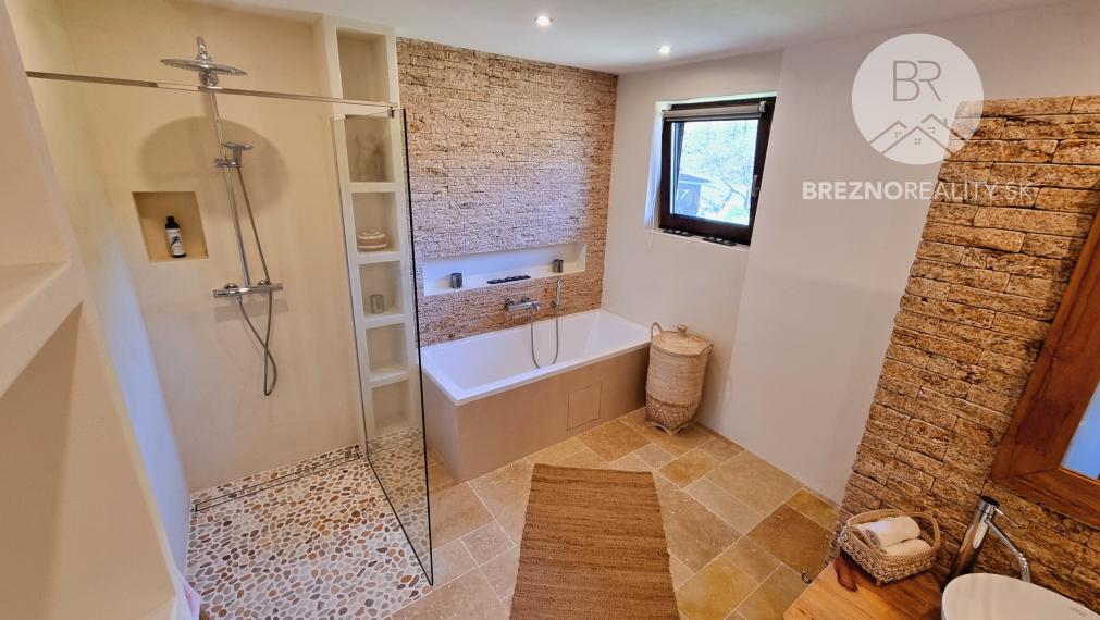 Krásne zrenovovaná chalupa/dom - Horehronie