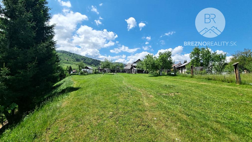 Rodinný dom na veľkom pozemku 1474 m2 - Polomka
