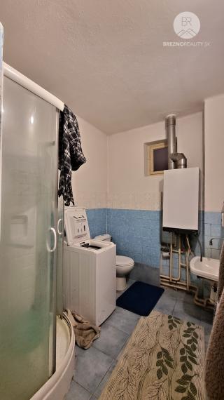 Rodinný dom na veľkom pozemku 1474 m2 - Polomka