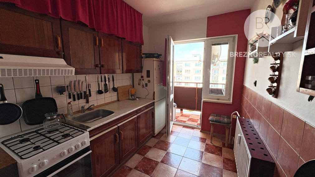 Prenájom 3i byt Brezno - Mazorník
