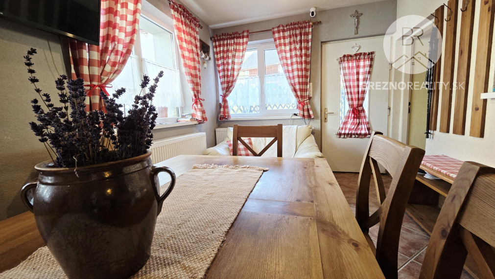 Na predaj rekreačný dom v obci Horná Lehota, okr. Brezno