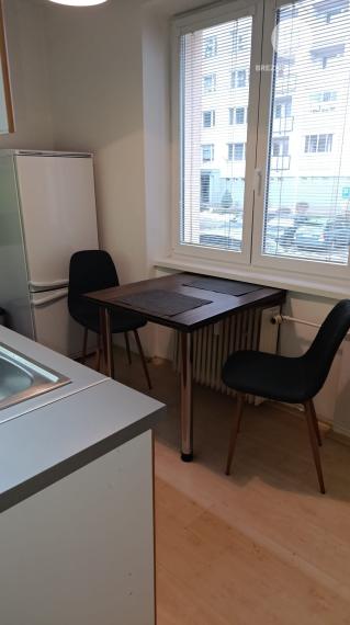 Prenájom 2 izbový byt v centre - Brezno