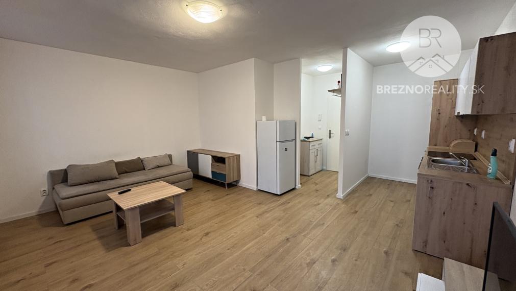 Prenájom 1i byt v novostavbe - Brezno - štvrť Kasárne