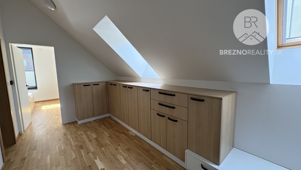 Výnimočný 3KK Mezonet pre bývanie aj investíciu Bystrá - Nízke Tatry