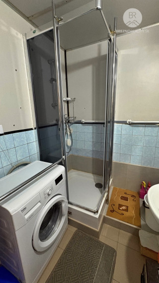 Priestranný 3-izbový byt (70 m²) s loggiou na sídlisku Mazorníkovo, Brezno