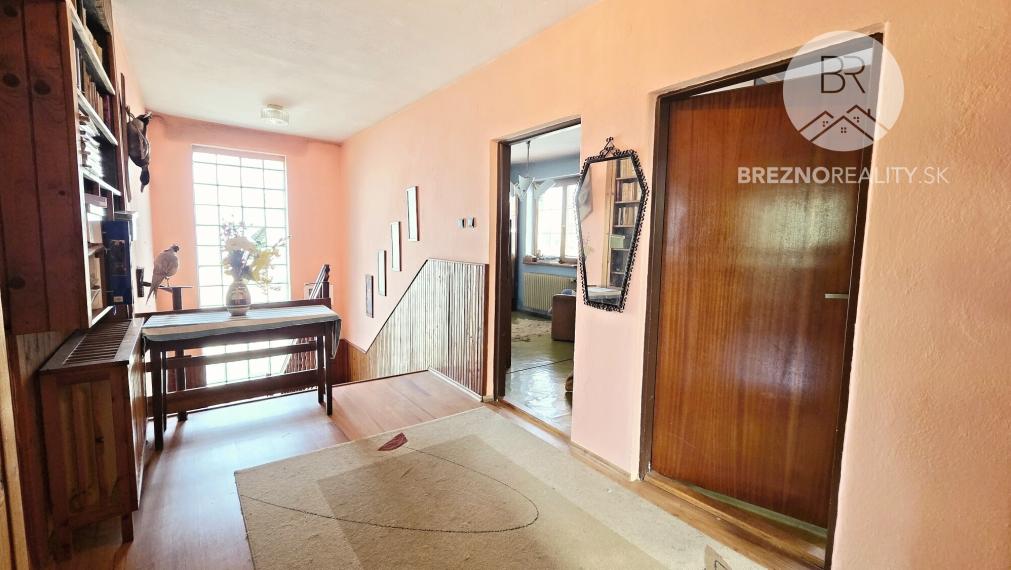 Priestranný rodinný dom vo vyhľadávanej lokalite - Kiepka - Brezno