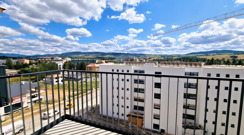 1i byt na prenájom s krásnym výhľadom - novostavba Kasárne - Brezno