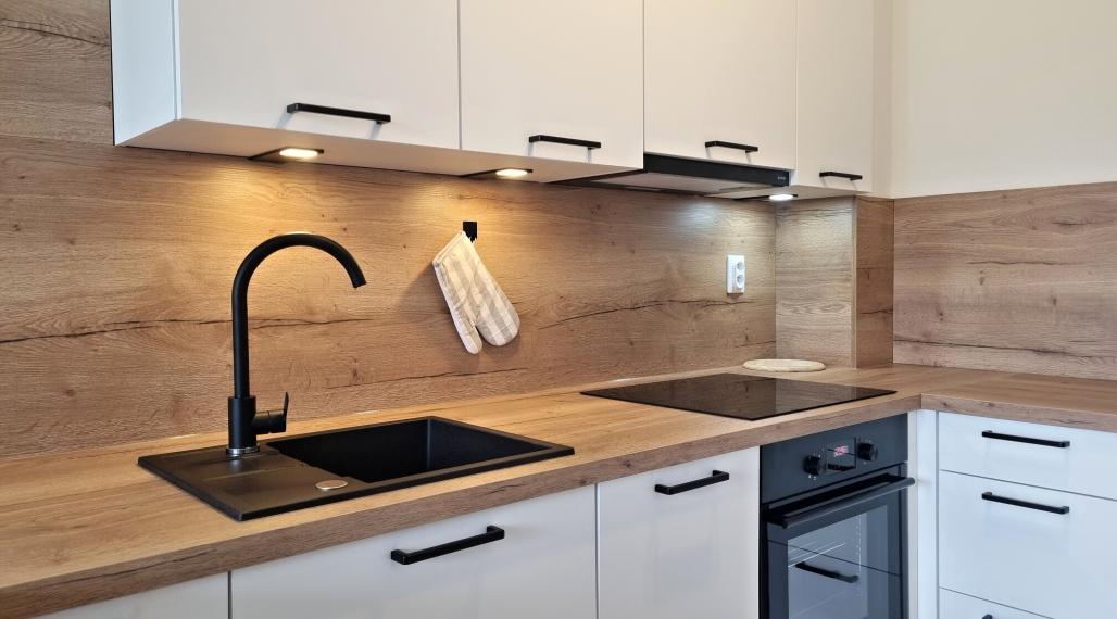 Prenájom 1kk Kasárne Brezno - zariadený byt