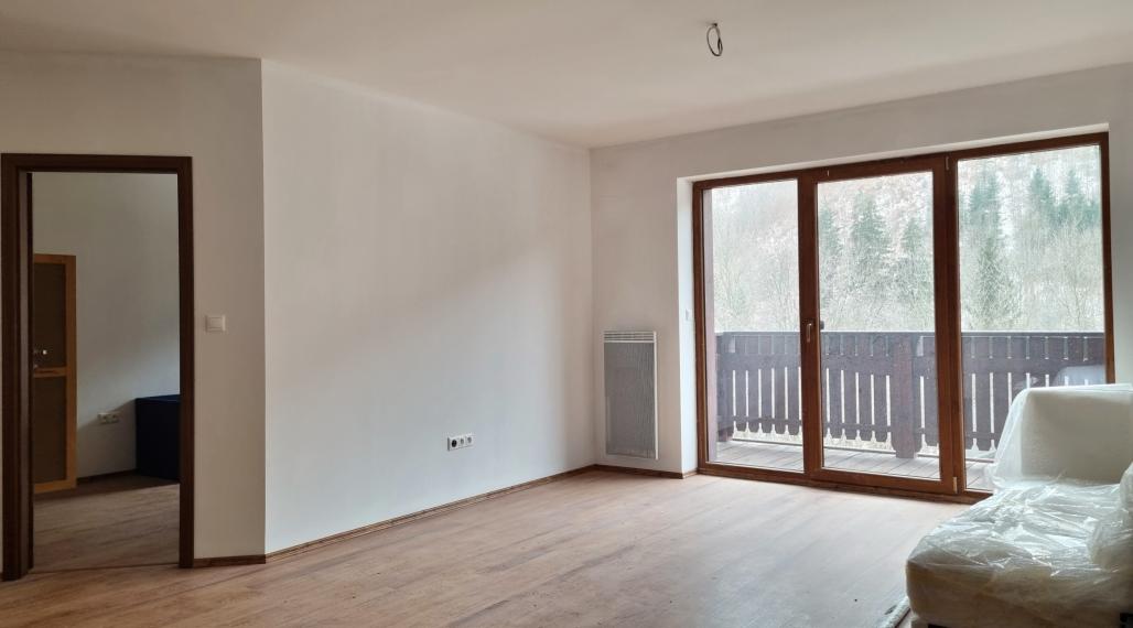 Apartmán/byt na predaj - Tále - Bystrá