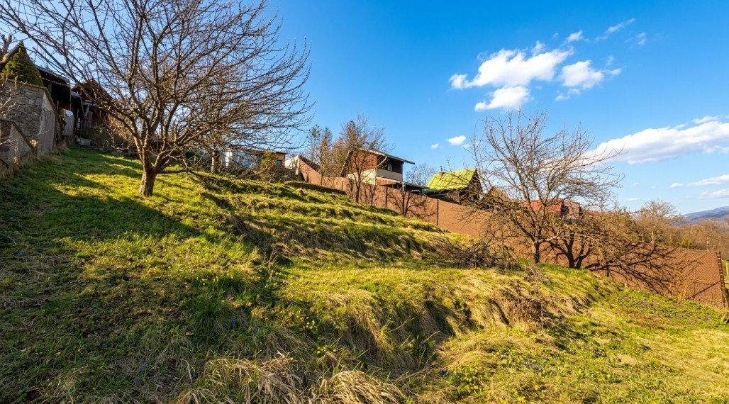Pozemok na predaj - záhradkárská časť  - Brezno - Zadné Halny