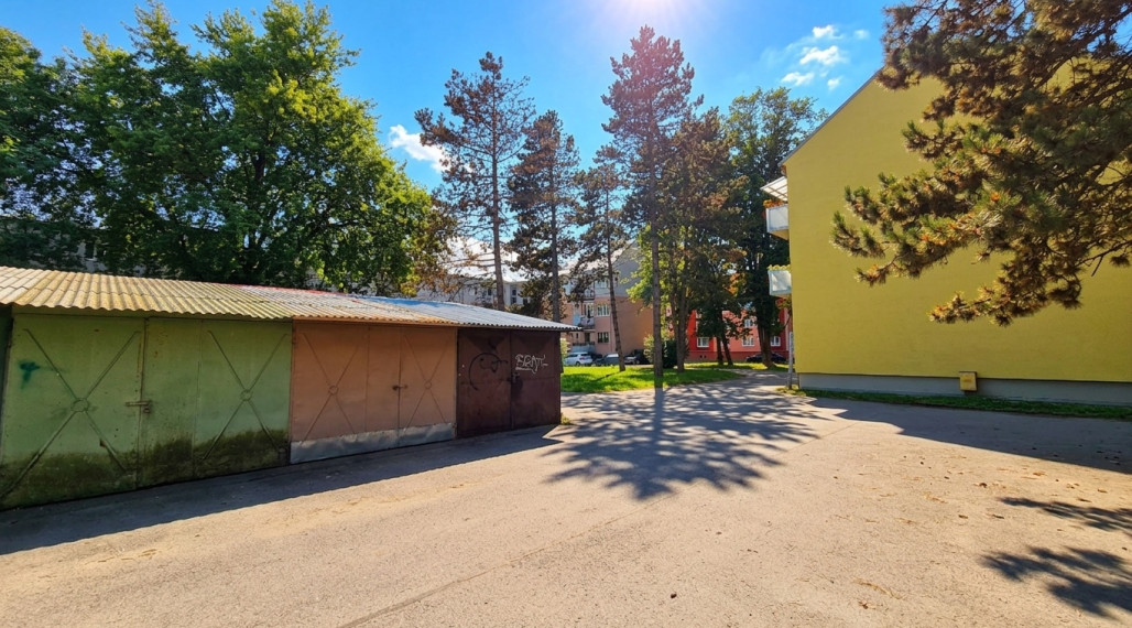 Garáž na predaj - Švermova ul. - Brezno