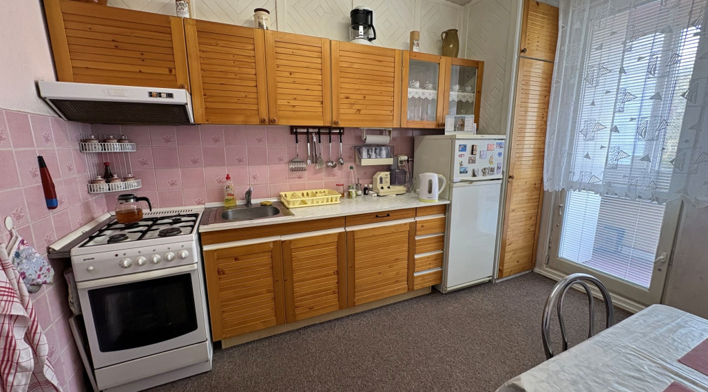 Priestranný 3-izbový byt (70 m²) s loggiou na sídlisku Mazorníkovo, Brezno