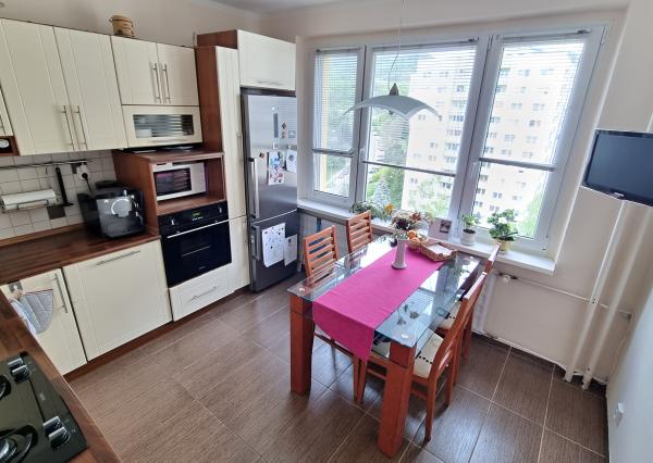 3i byt s rozlohou 74 m2, na predaj - Banská Bystrica - Sásová