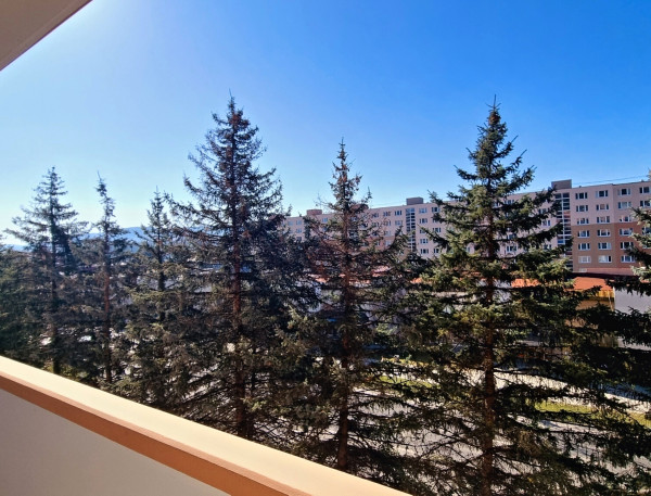 REZERVOVANÉ - Na predaj 3-izbový byt - Brezno