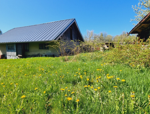 Pozemok 607 m² so sieťami a drevenicou, Braväcovo
